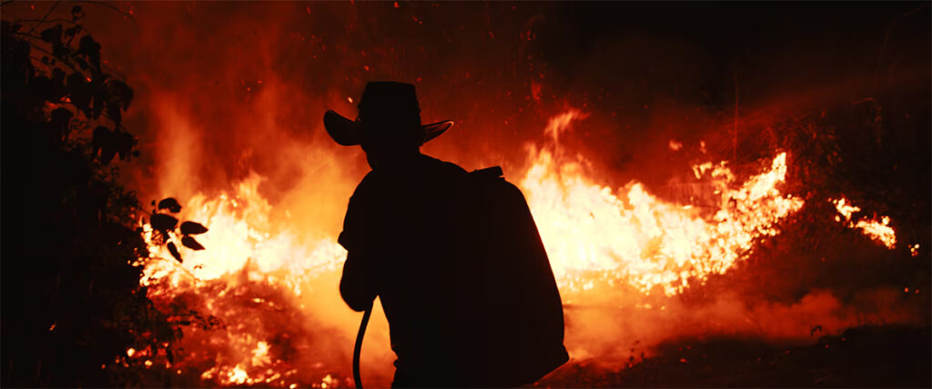 BENJAMIN-Y-EL-FUEGO-1-1024x428 “Don Benjamín”, un documental crudo y poético sobre la deforestación Amazónica