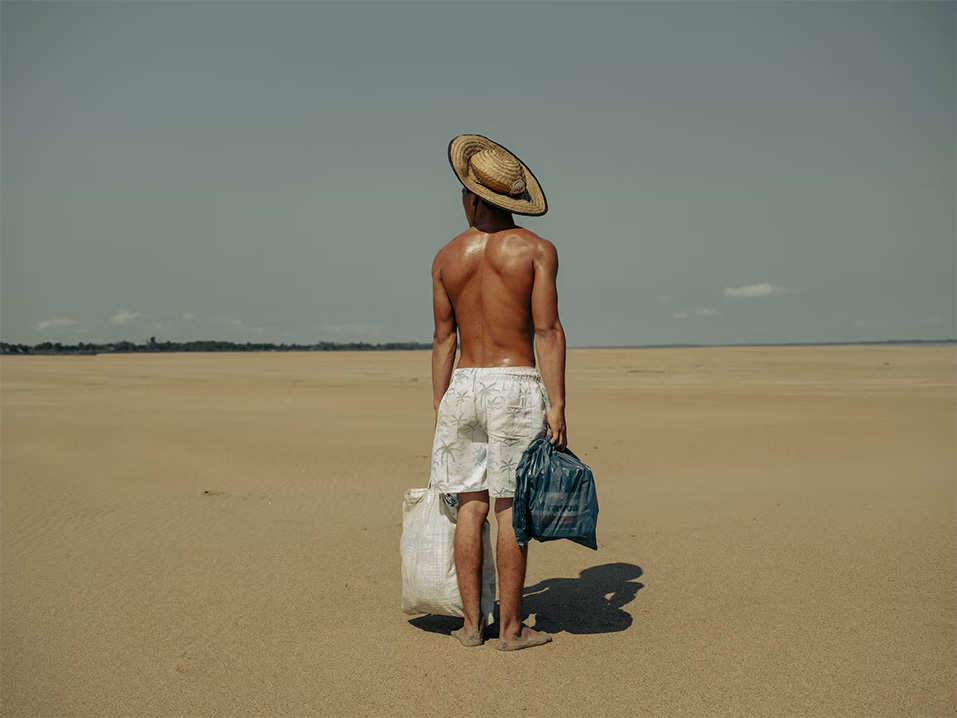 Amazonas-Cordeiro Musuk Nolte: el fotógrafo que retrató el Amazonas convertido en desierto